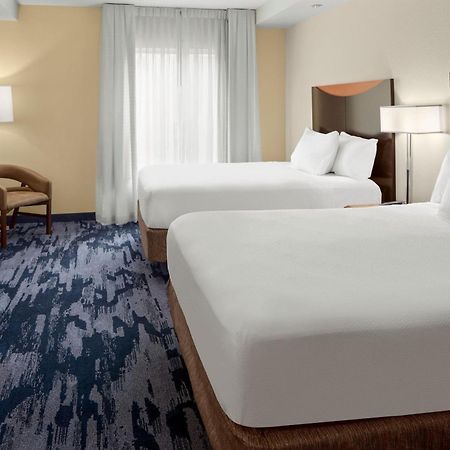 Fairfield Inn & Suites Бедфорд Экстерьер фото