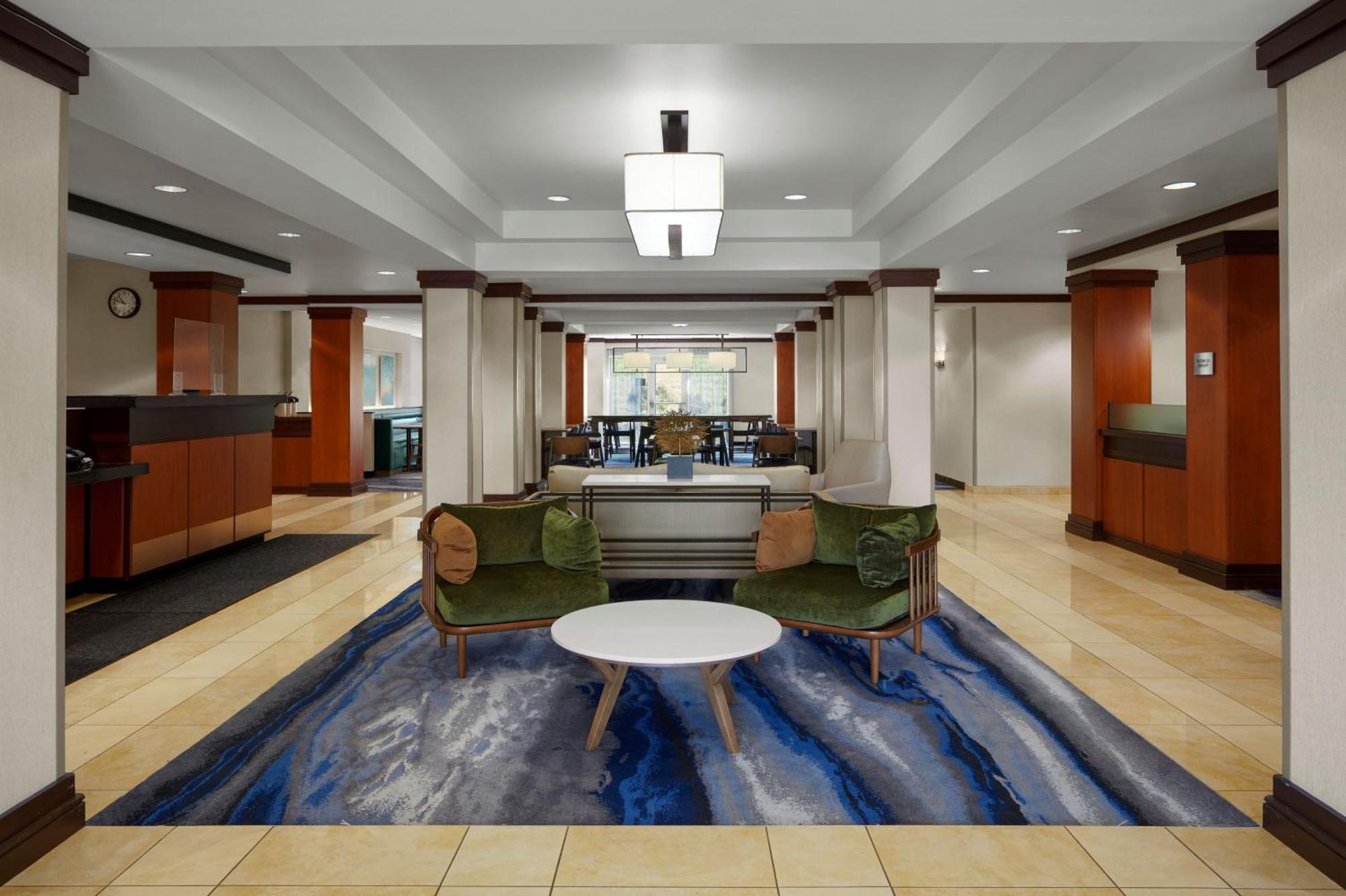 Fairfield Inn & Suites Бедфорд Экстерьер фото